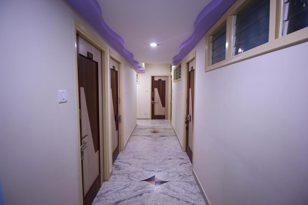 Hotel Honey Bunny Ahmedabad Eksteriør billede